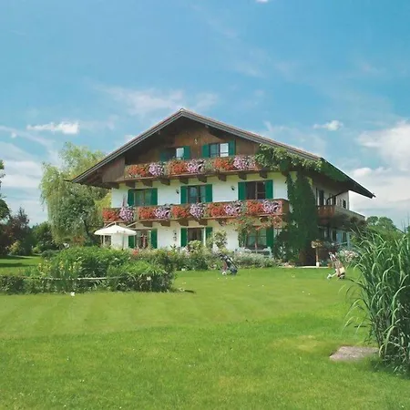 招待所 Gaestehaus Bauer Am Golfplatz 4*