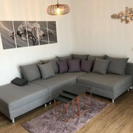 Gaestehaus Bauer Am Golfplatz 招待所 基姆湖畔普林