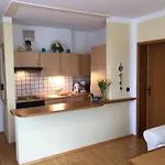 Maison d'hôtes Gaestehaus Bauer Am Golfplatz 4*
