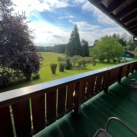 Konukevi Gaestehaus Bauer Am Golfplatz Prien am Chiemsee