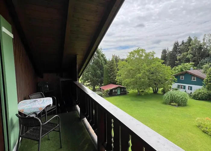 Gaestehaus Bauer Am Golfplatz Konukevi 4*