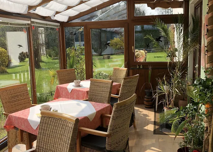 Gaestehaus Bauer Am Golfplatz Maison d'hôtes 4*